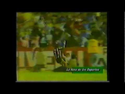 URUGUAY: LIGUILLA 1988: Defensor vs Peñarol 1 a 4 - Gol de Aguilera.wmv