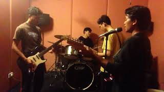 Download lagu Kamar Sepi - Hujan (Cover) mp3 Download lagu Kamar Sepi - Hujan (Cover) mp3