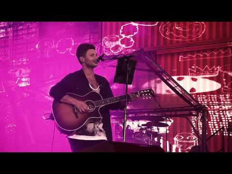 Jamie Scott – Unbreakable (Live at the Rose Bowl)