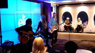 Chisu - Miehistä Viis! ja Kerrasta Poikki - Live - Lasipalatsi Elisa Studio