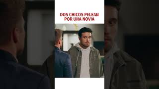 DOS CHICOS PELEAN POR UNA NOVIA