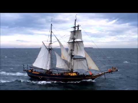 Engineless cargo ship Tres Hombres 2015 - 2016