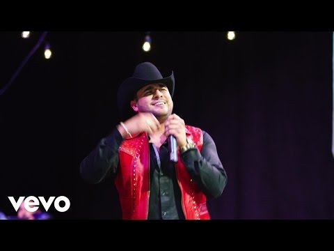 Valentín Elizalde, Francisco "El Gallo" Elizalde - Como Me Duele