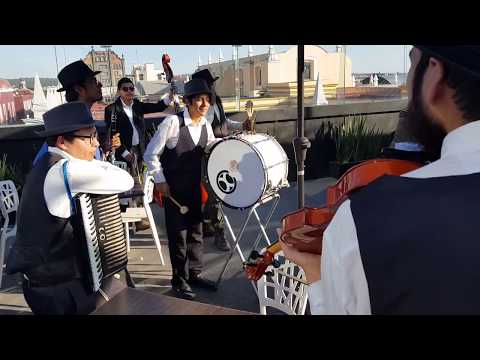 Colectivo Klezmorino - Tanz Tanz Yidelekh