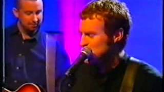 The Mutton Birds - She&#39;s Been Talking (live)