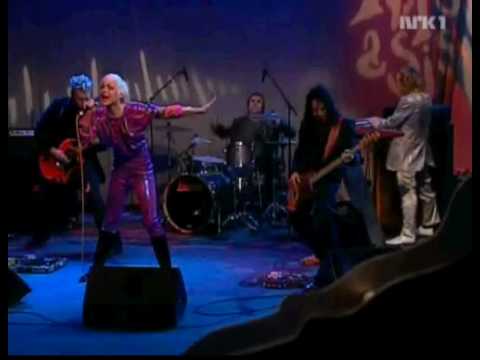 Surferosa - Saturday Night (Først og sist 23.01.04)