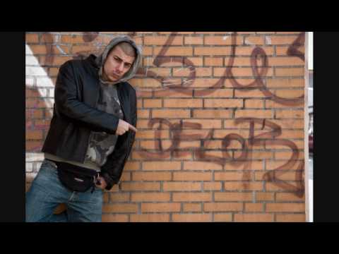 Reeperbahn Kareem ft. Mazzaka - Diese Stimme (2007) (HD)