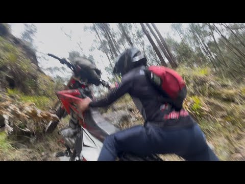 ENDURO AMBATO - HONDA CRF- HUSABERG-SUKIDA SKR- MOTOR1 250- AXXO TRZ JUAN BENIGNO VELA  PIEDRAS 