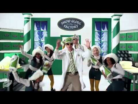 Paper Towel Gang - Snow Body Does It Better