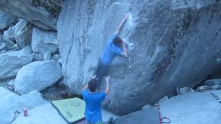 Video thumbnail of L'equilibrista, 7c. Chironico