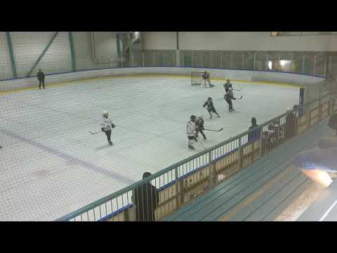 E2 treenipeli Jyp - Blues AA 1&2 erä