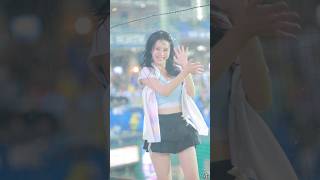謝謝李雅英今年刮起的藍色旋風? #cheerleader #台湾チア #치어리더 #fancam #美女 #dance #baseball #李雅英 #이아영 #富邦angels #富邦悍將