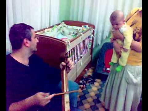 nikos michailidis bebeğe nenni.mp4