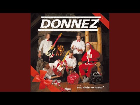 Hangin' Round the Mistletoe