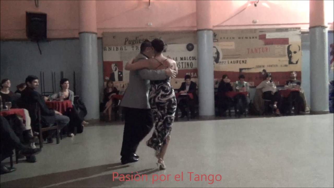 AGUSTINA PAEZ y SEBASTIAN BOLIVAR Bailando la Milonga LA MILONGA DE BUENOS AIRES en FLOREAL MILONGA