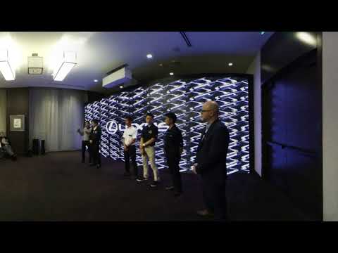 2018 Lexus LS 500 and LS 500h Introduction - Question & Answers - 360 Video