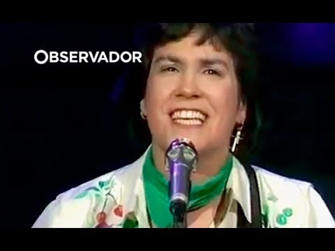 Viagem pela carreira de Dina em oito canções