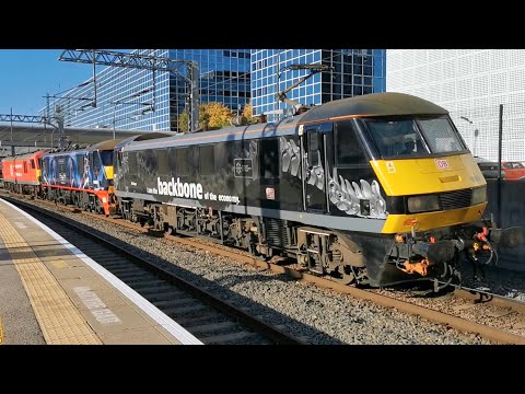 DB Cargo Class 90s 90039, 90021 & Class 92 92015 Pass MKC on Southbound Light Loco Move 10/10/22