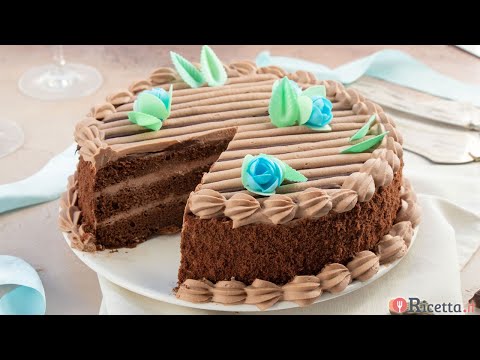 Torta di compleanno al cioccolato - La ricetta base per un dolce scenografico - Ricetta.it