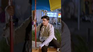 Download lagu Does love do this to you too 🤭 | #ChalteChalte | #Mohabbatein mp3