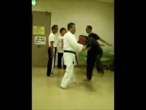 脱力による崩し　古武術功心道