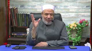 صورة ممارس رياضة كرة الماء بمايوه بحري/الإثنـــين(8-1-2023م)