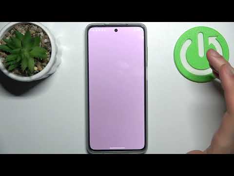 How to Enable Camera Watermark on Motorola Moto G82