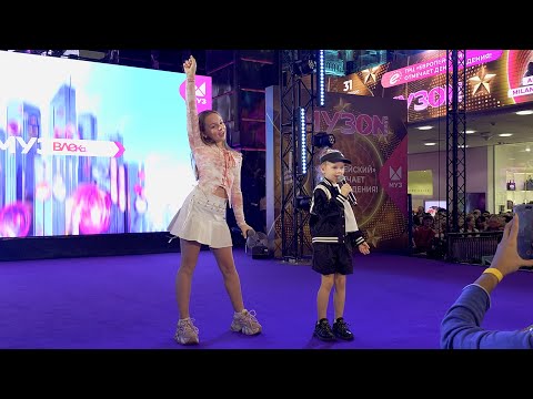 Betsy и Чибинс - "Печалик" (МУЗON Fest в ТРЦ Европейский 31.10.2025)