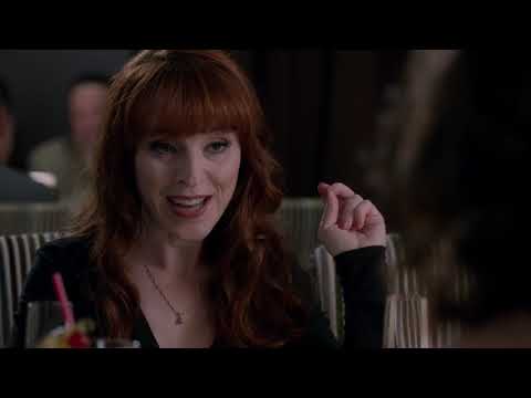 Supernatural 10x07 Rowena at the restaurant talking with two girls