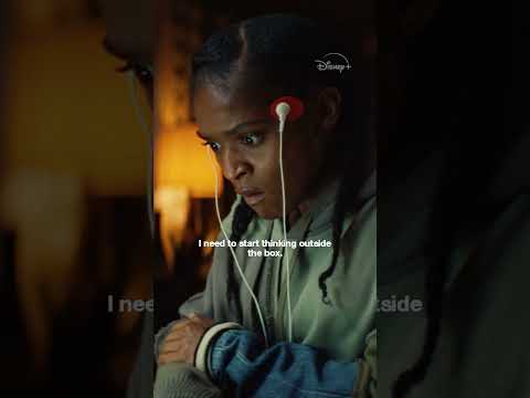 afbeelding Riri Williams is thinking outside the box.