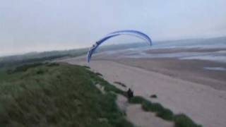 preview picture of video 'Paragliding with Khalid @ the KnifeDune, Lunan Bay Summer '09 clip 2'
