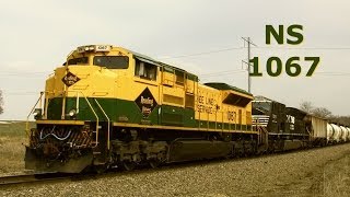 preview picture of video 'NS 1067 West, the Reading Lines Heritage Engine on 3-18-2014'