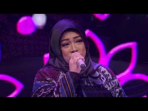 Melly goeslaw feat Sahrul gunawan - Ketika cinta bertasbih (live VoR GTV)