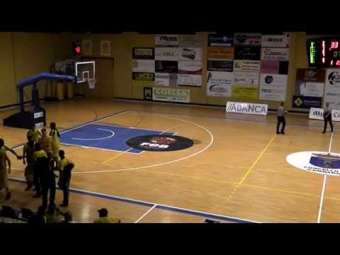 Xuven Cambados 77 - 81 Aceitunas Fragata Morón. LEB Plata. J3