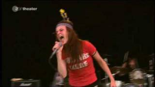 Juliette &amp; The Licks - Smash And Grab (LIVE!)