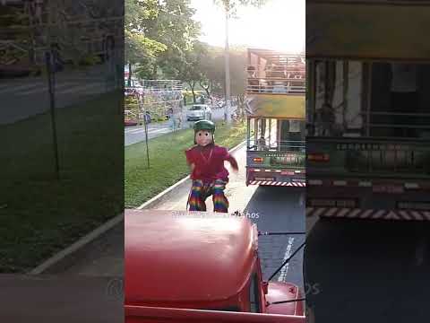 Mortal Do Chaves Encima do Trenzinho!!! #shorts #viral #carretafuracao #bailedoshorts #bailedoshorts