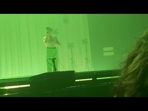 Eddy De Pretto Bateaux-Mouches Arkea Arena 02/05/2022