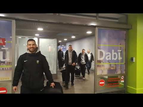 Sopron Basket team arrival Riga airport(1)