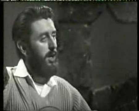 McAlpine's Fusiliers - The Ronnie Drew Group,{The Dubliners}