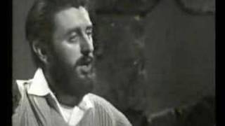 McAlpine&#39;s Fusiliers - The Ronnie Drew Group,{The Dubliners}