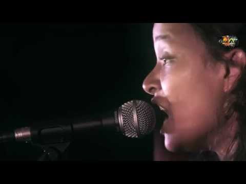 BAZ'ART SESSION'Z - SANDRINE RAGHOONAUTH - " Ces Gens Là " Jacques Brel (Cover)