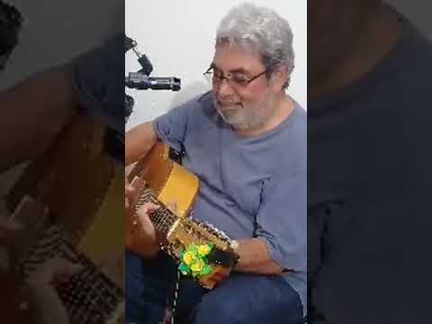 VOLT APRESENTA COM O MÚSICO PEDRO ELÓI