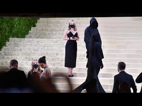 Kim Kardashian, Kendall Jenner, Gigi Hadid, Camila Cabello, Shawn Mendes, Rosalia at MET Gala 2021