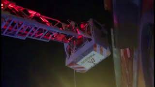 telefono-nel-tombino-arrivano-i-vigili-del-fuoco-video-foto