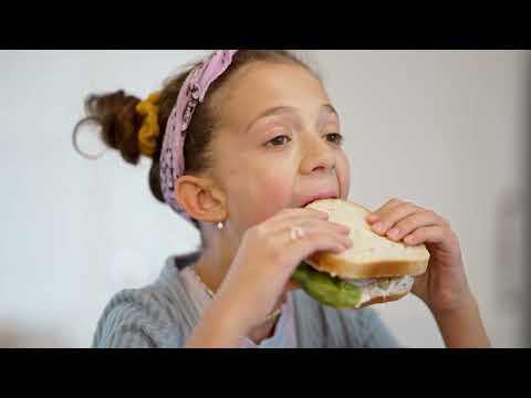 Elevate your meals with Rawesome cashew cream cheese