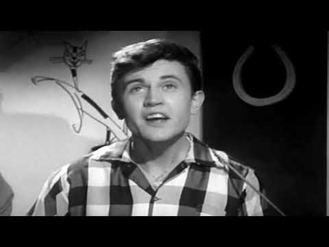 C'min And Be Loved video thumbnail