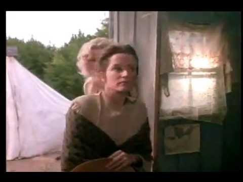 Lea Thompson in Substitute Wife (1994)