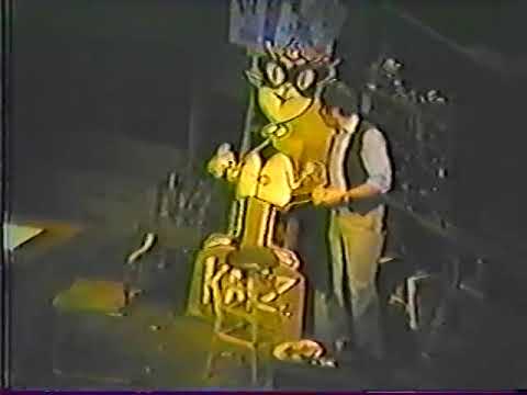 Play video