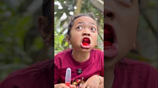Download lagu Ayuda and Nyai's teeth turned red and black mp3 Download lagu Ayuda and Nyai's teeth turned red and black mp3
