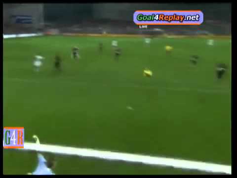 Brest vs Rennes But de Nolan ROUX !!! 09 04 2011